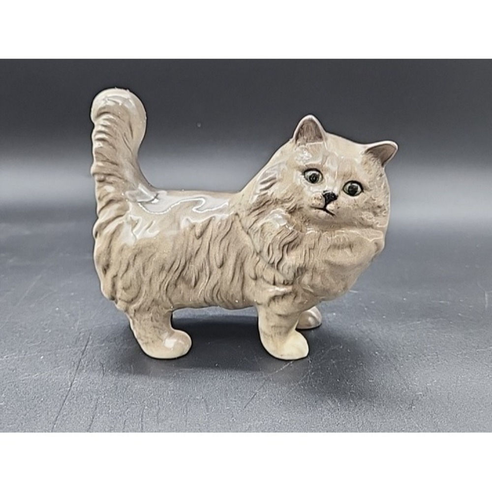 Vintage Royal Doulton Beswick England Long Hair  Cat Figurine Green Eyes 5.5"